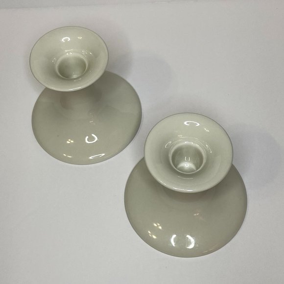 $5 when Bundled with 2 other items. 
Fitz & Floyd Pair of Candle holders, Cream - Picture 1 of 7